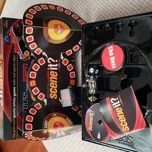 2005 SPORTS SceneIt DVD Game